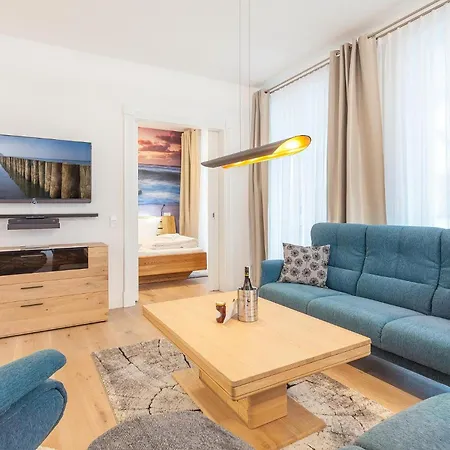 Ostseebad, Ferienwohnung Sellin, Ruegen, First Lejlighed *