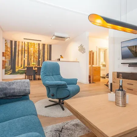 First Wellentraum * Sellin (Rugen)